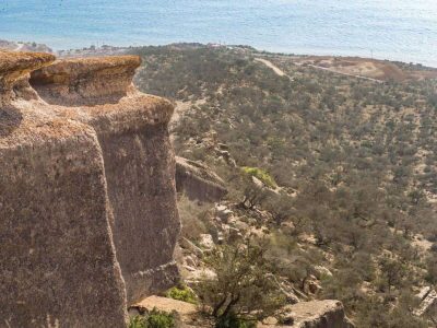cliffs-hiking-taghazout-ocean