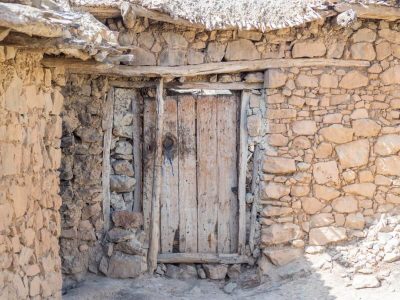 berber-wooden-door-taghazout